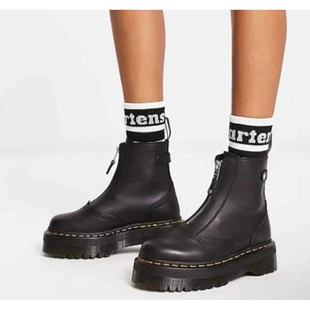 Dr. Martens Jetta Zip Up Platform Boot Sendal Leather Black 7
